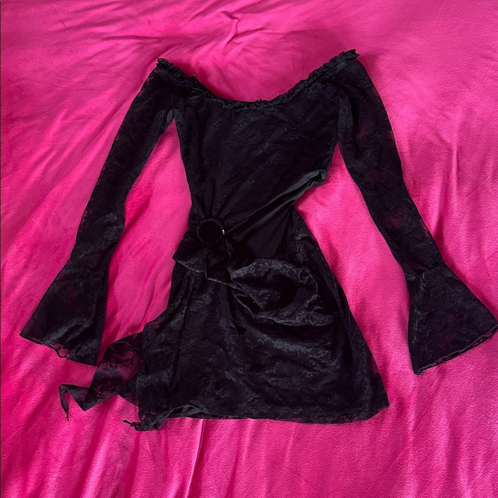 Fashion Nova black lace dress
